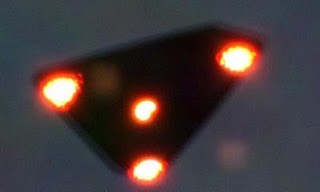 Bild:Triangle-UFO